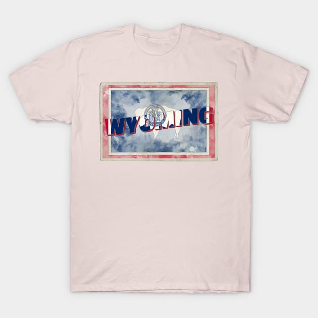 Wyoming vintage style retro souvenir T-Shirt by DesignerPropo